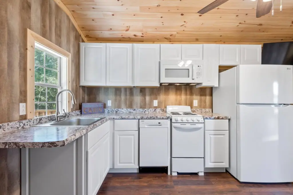 155aa702 49eb 495b 80f0 1b156672468d