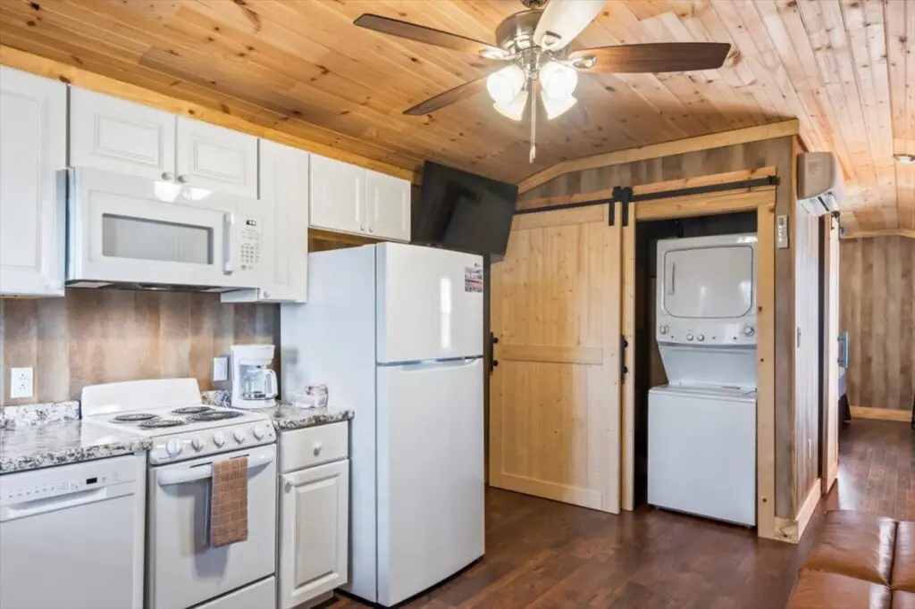 83e59ecc 27fa 436e 8bd9 93b9c567913d