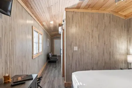 a8a44b16 9987 41aa a8a3 cc6d6152e527