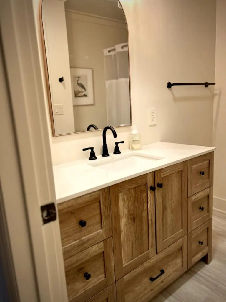 c323dfbe 3f44 4f94 94ab 08d9cc6b4166