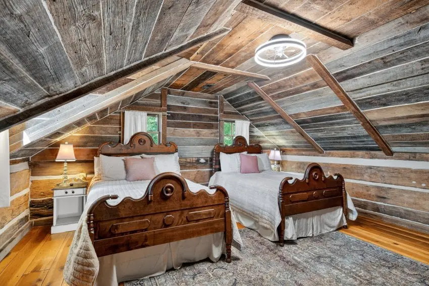 72754d4c 7d54 4f1c 8da5 98d34f0a50a4