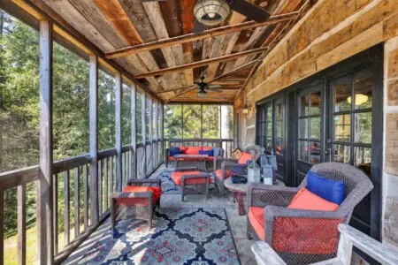 cf7a77ba 1504 4bfd 8756 db23c80dad48